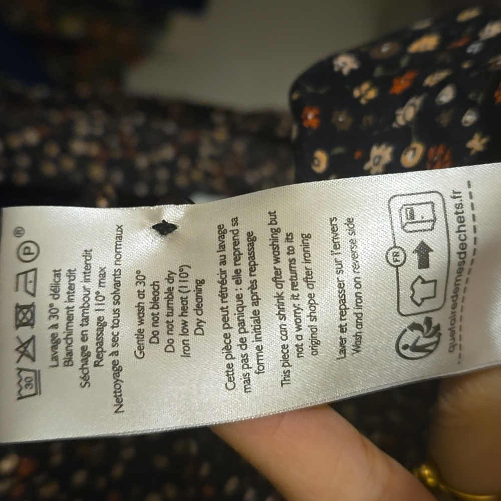 Sezane Erica Black Floral Blouse - Picture 10 of 11